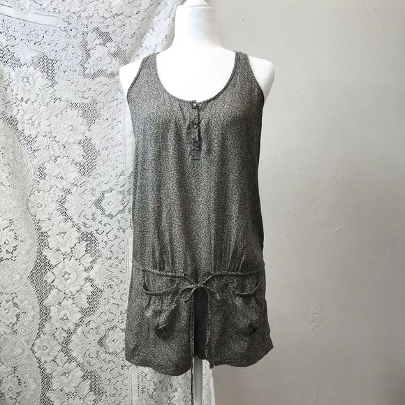 Guess Pants - Guess Racerback Romper